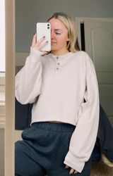 Hollister Cropped White Sweater Photo 0