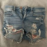 Outfitters Shorts Photo 0