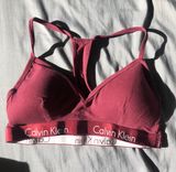 Calvin Klein Bra Photo 0