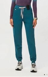 FIGS  Scrubs Photo 0