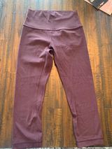 Lululemon  Crop Leggings  Photo 0