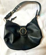 Black Slouchy Hobo Bag Adjustable Shoulder Purse, Round Gold tone buckle, Bueno Photo 0