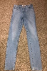 Levi’s High Rise Skinny Photo 0