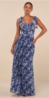 Navy Blue Floral Dress Photo 0