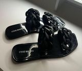 Steve Madden Sandals Photo 0