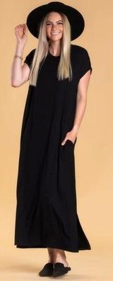 Bridigitte Brianna Solid Black Cozy Dress Size Medium Heavy Weight Double Layer Photo 0