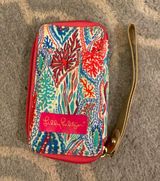 Lilly Pulitzer Wristlet Wallet Photo 0