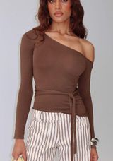 Princess polly Kastor One Shoulder Long Sleeve Top Photo 0
