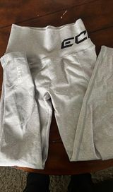 ECHT Scrunch Butt  Leggings Photo 0