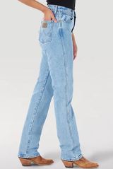 Light Wash  Jeans Photo 0