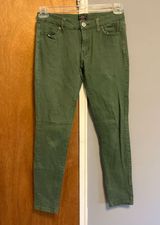 Green Jeans  Photo 0