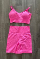 pink work out set Photo 0