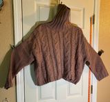 Love Tree Women M Turtleneck Cropped Sweater Mauve Cable Knit (3/4 Sleeves) Photo 0