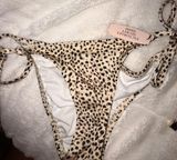Victoria's Secret Leopard Bikini bottoms Photo 0