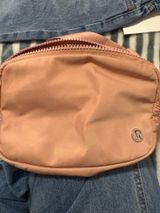 Lululemon belt bag Photo 0