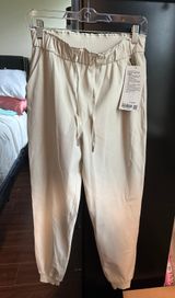 Stretch High-Rise Jogger Photo 0