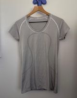 10 Swiftly Tech Short Sleeve Tee White Black Photo 0