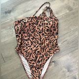 Cupshe leopard print one strap swimsuit one piece size large Photo 0