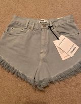 Pull & Bear Jean Shorts Photo 0