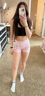 Gymshark Pink Shorts Photo 0