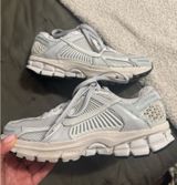 Nike Vomero Shoes Photo 0