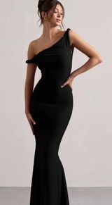 Club London L Maxi Dress Photo 0