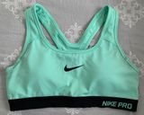 Nike Sports Bra Photo 0