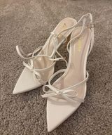 Forever 21  Heels White  Photo 0
