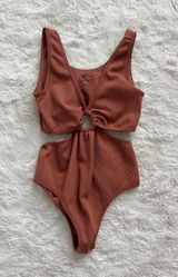 Boutique Bodysuit  Photo 0