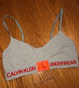 Calvin Klein Sports Bra Photo 0