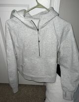 Lululemon Scuba Half Zip Photo 0