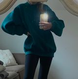 Vintage Sweatshirt Photo 0