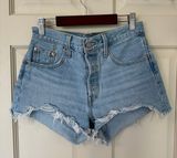 Levi’s 501 Shorts Photo 0
