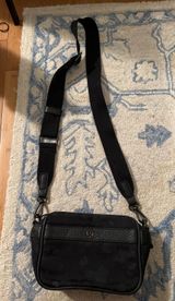 Lululemon Crossbody Purse Photo 0