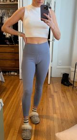 Alo Yoga Leggings Photo 0