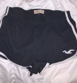 Hollister Soft Black Shorts Photo 0