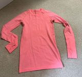 Orange Long Sleeve Photo 0