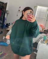 Hanes forest green sweatshirt Photo 0