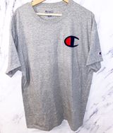 Champion T-Shirt Photo 0