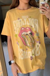 Outfitters Oversized Tee Photo 0