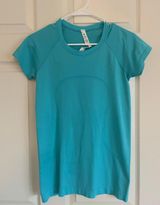 Lululemon Electric Turquoise Swiftly Tech 2.0 Photo 0