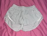 Hotty Hot Short 2.5” White Photo 0