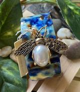 Amrita Singh Open Resin Bee Pearl Cuff Photo 0