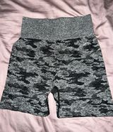 AYBL EVOLVE CAMO SEAMLESS SHORTS Photo 0