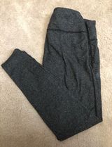 Athleta 7/8 Leggings Photo 0