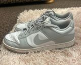Grey Nike Dunks Photo 0
