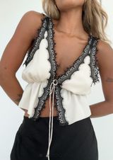 Lace Top White Photo 0