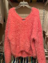 pink fuzzy sweater Size L Photo 0