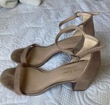 Essex Lane Nude Heels Photo 0