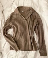 Uniqlo Light Brown Sweater Photo 0